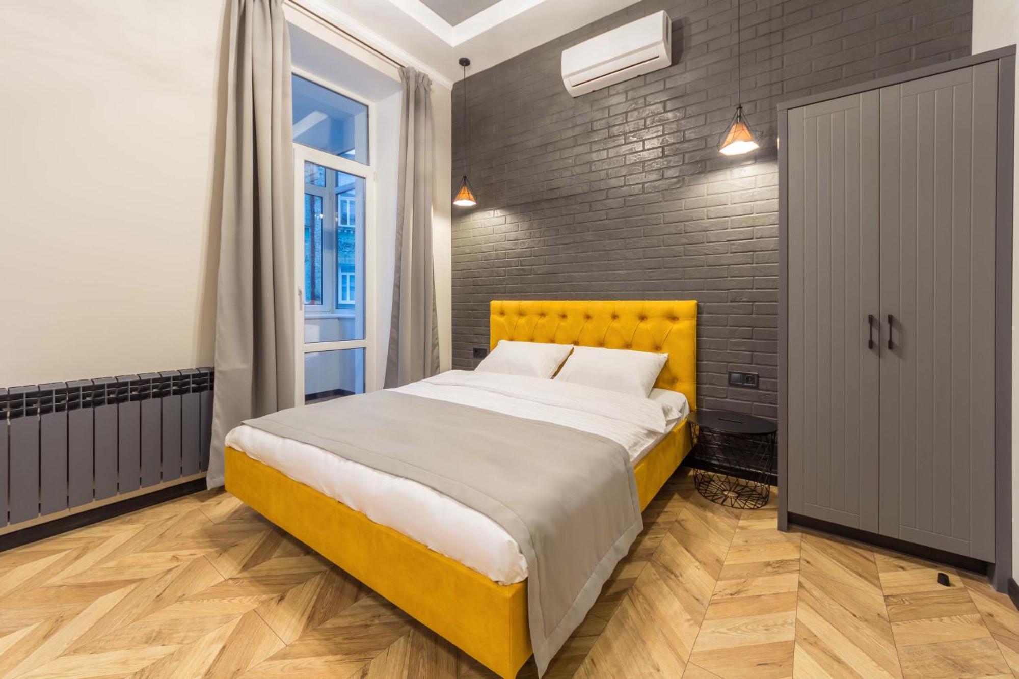 Secret Apartments Kyiv Exterior photo