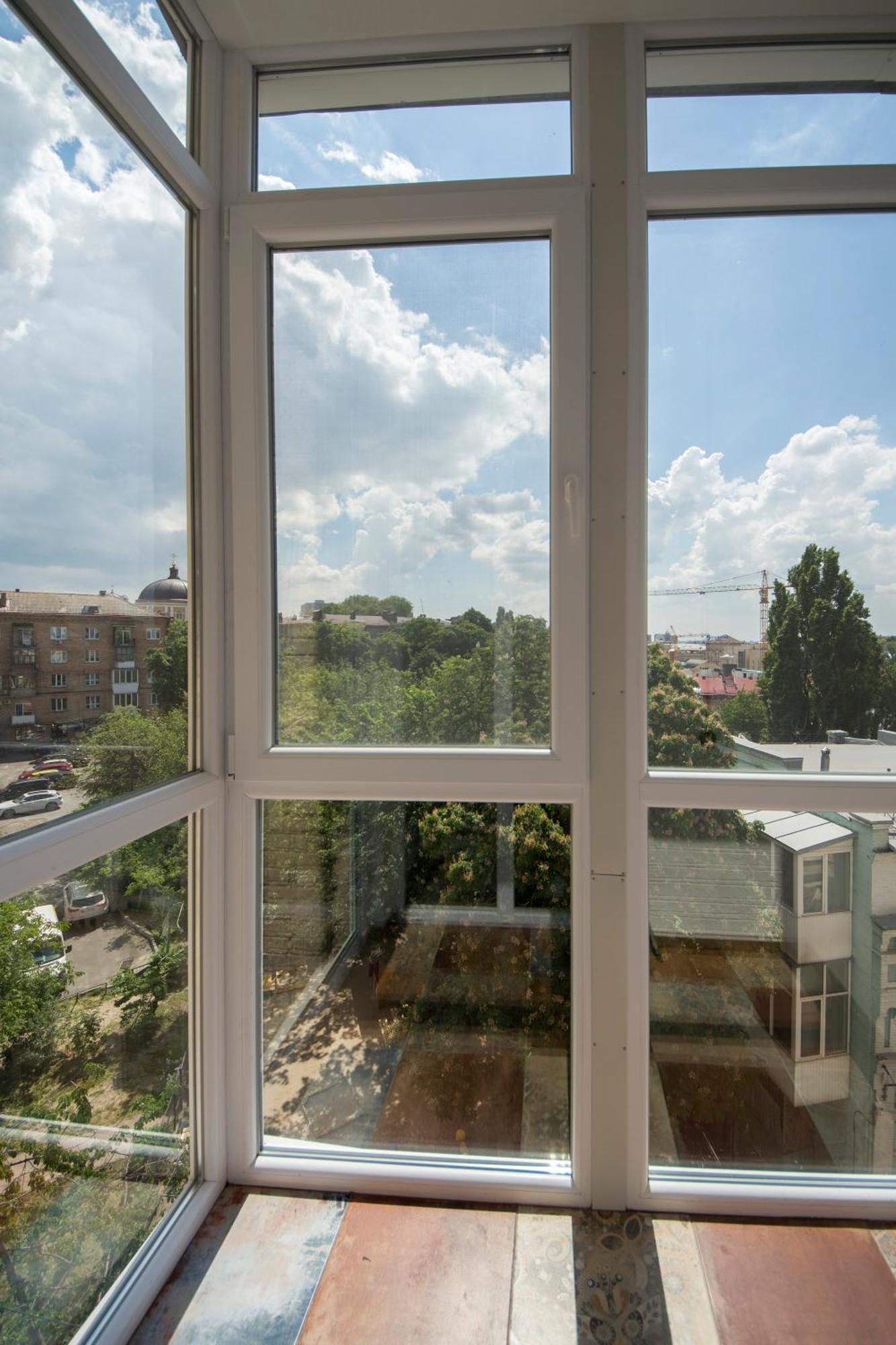 Secret Apartments Kyiv Exterior photo
