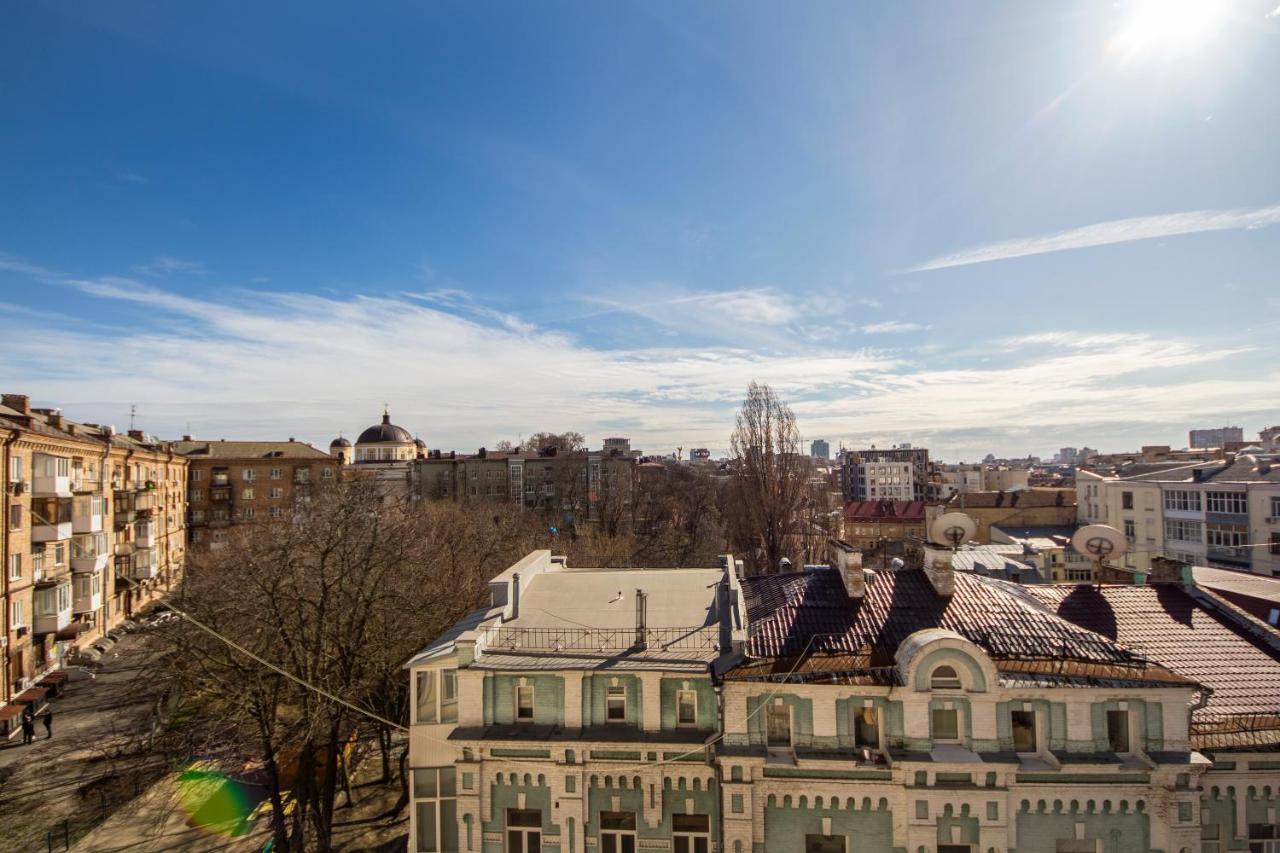 Secret Apartments Kyiv Exterior photo
